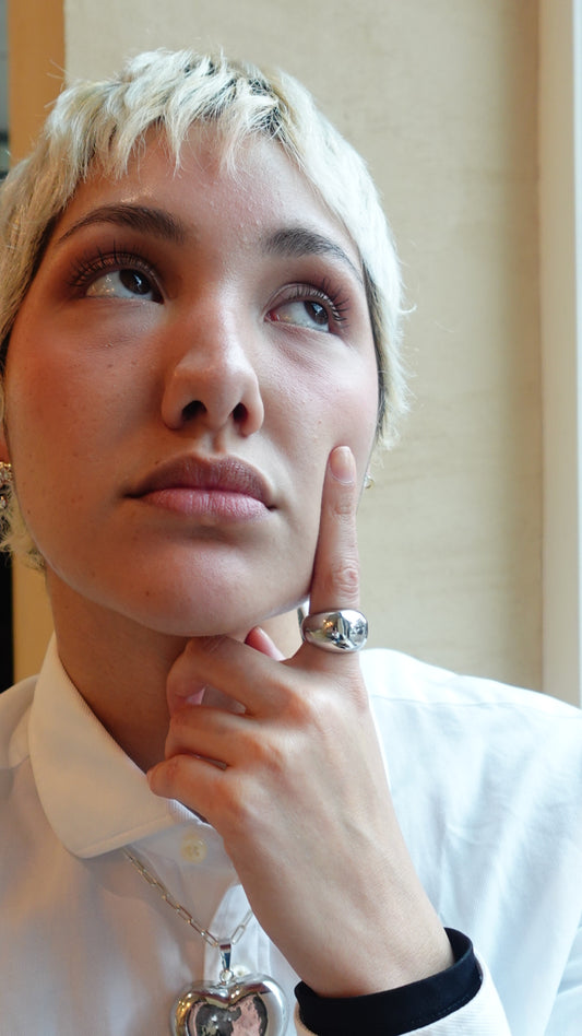 chunky ring silver and a big heart necklace silver