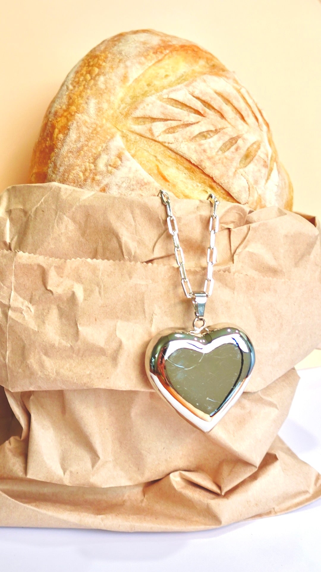Heart-shaped silver necklace